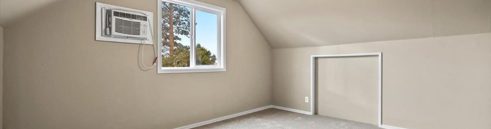 12th, Sunnyside, Washington 98944, 4 Bedrooms Bedrooms, ,1 BathroomBathrooms,Site Built-owned Lot,For Sale,12th,280424