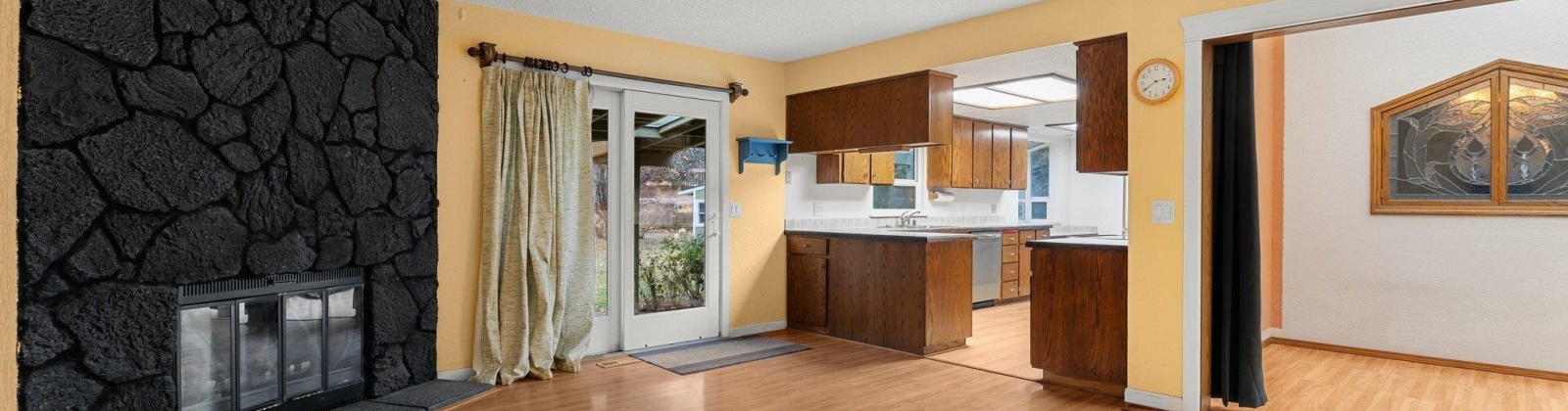 13th Ave., Kennewick, Washington 99338, 3 Bedrooms Bedrooms, ,2 BathroomsBathrooms,Site Built-owned Lot,For Sale,13th Ave.,280429