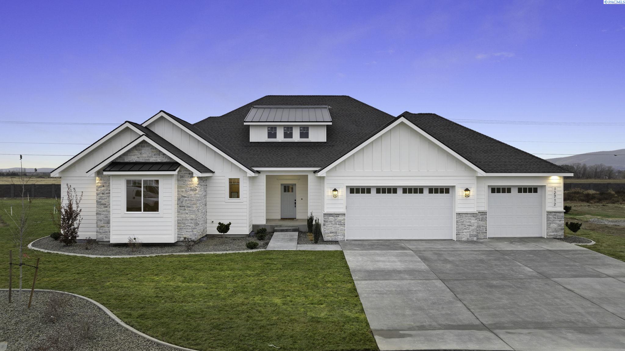 Blackfoot Dr, Pasco, Washington 99301, 4 Bedrooms Bedrooms, 0 ,3 BathroomsBathrooms,Houses,For Sale,Blackfoot Dr,0,280537