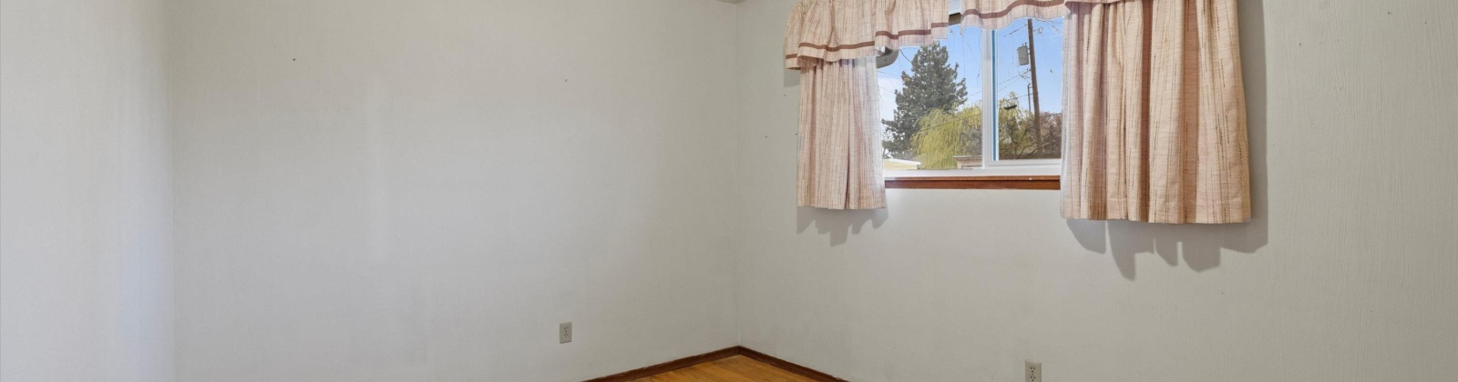 Road 109, Pasco, Washington 99301-6548, 4 Bedrooms Bedrooms, ,2 BathroomsBathrooms,Site Built-owned Lot,For Sale,Road 109,280553