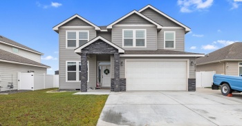 Ashen Dr, Pasco, Washington 99301, 4 Bedrooms Bedrooms, ,3 BathroomsBathrooms,Site Built-owned Lot,For Sale,Ashen Dr,280656
