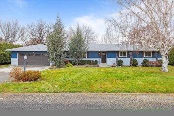 W 8th Ave, Kennewick, Washington 99336, 3 Bedrooms Bedrooms, ,2 BathroomsBathrooms,Site Built-owned Lot,For Sale,W 8th Ave,280675