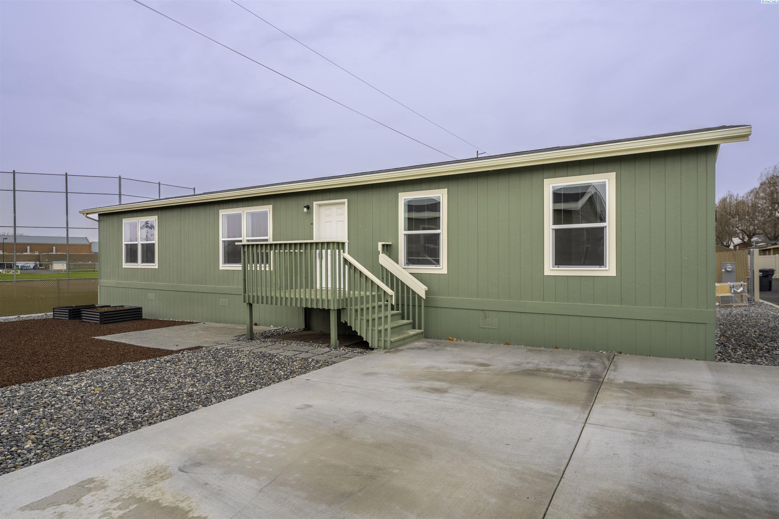 Road 84 C110, Pasco, Washington 99301, 4 Bedrooms Bedrooms, 0 ,2 BathroomsBathrooms,Manufactured Homes,For Sale,Road 84 C110,0,280682