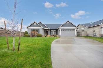 17th Ave, Kennewick, Washington 99338, 3 Bedrooms Bedrooms, ,2 BathroomsBathrooms,Site Built-owned Lot,For Sale,17th Ave,280746