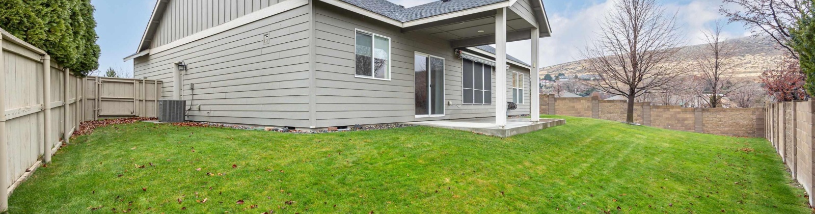 17th Ave, Kennewick, Washington 99338, 3 Bedrooms Bedrooms, ,2 BathroomsBathrooms,Site Built-owned Lot,For Sale,17th Ave,280746