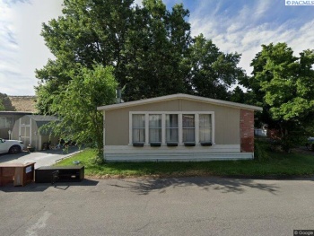 Haag, West Richland, Washington 99353, 3 Bedrooms Bedrooms, ,2 BathroomsBathrooms,Manufactured Rented Lot,For Sale,Haag,280807