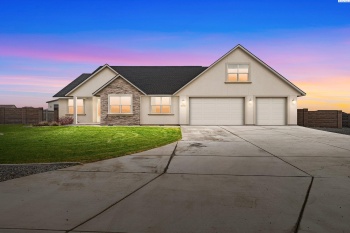 Calico Rd, Kennewick, Washington 99338, 3 Bedrooms Bedrooms, ,3 BathroomsBathrooms,Site Built-owned Lot,For Sale,Calico Rd,280806