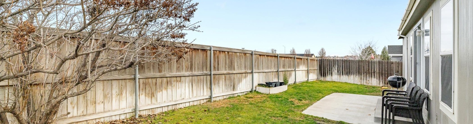5th Place, Kennewick, Washington 99336, 3 Bedrooms Bedrooms, ,2 BathroomsBathrooms,Manufactured-owned Lot,For Sale,5th Place,280804