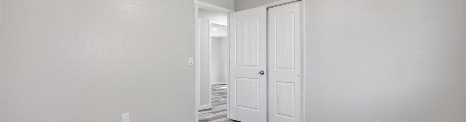 Hartford ST, Kennewick, Washington 99337, 3 Bedrooms Bedrooms, ,2 BathroomsBathrooms,Site Built-owned Lot,For Sale,Hartford ST,280812