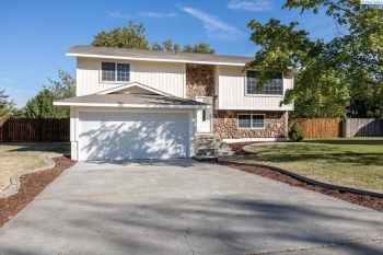 Hartford ST, Kennewick, Washington 99337, 3 Bedrooms Bedrooms, ,2 BathroomsBathrooms,Site Built-owned Lot,For Sale,Hartford ST,280812