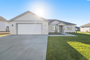 Kokanee Dr, Pasco, Washington 99301, 3 Bedrooms Bedrooms, ,2 BathroomsBathrooms,Site Built-owned Lot,For Sale,Kokanee Dr,277668