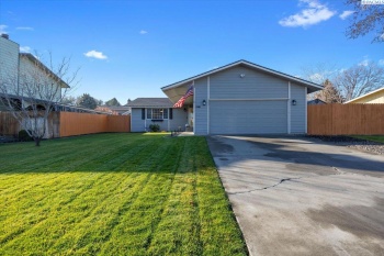 15th Pl, Kennewick, Washington 99337, 3 Bedrooms Bedrooms, ,2 BathroomsBathrooms,Site Built-owned Lot,For Sale,15th Pl,280834