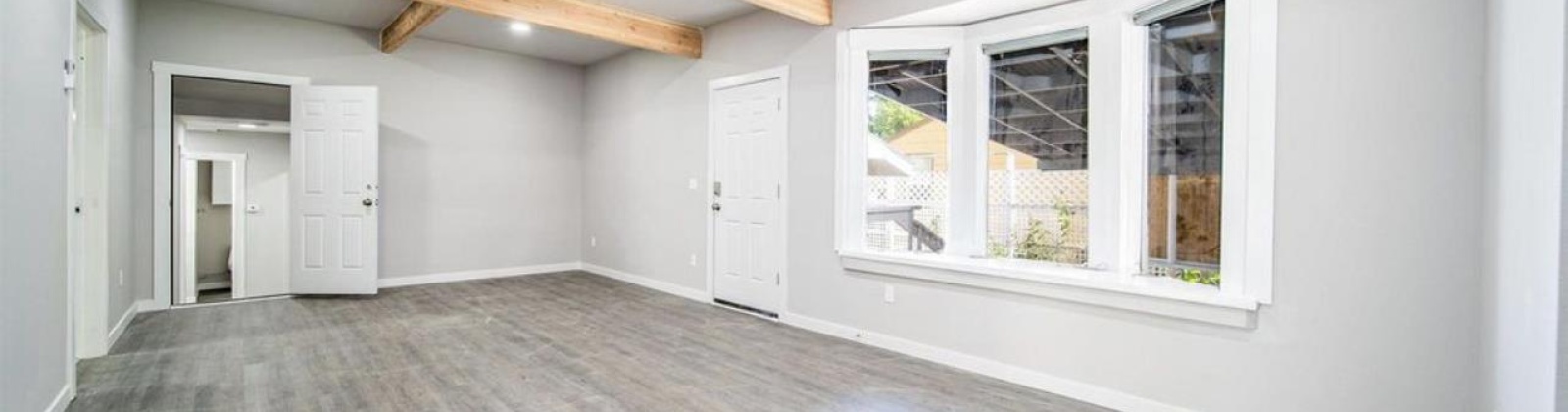 3rd Ave, Kennewick, Washington 99337, 7 Bedrooms Bedrooms, ,5 BathroomsBathrooms,Five+ Plex,For Sale,3rd Ave,281305