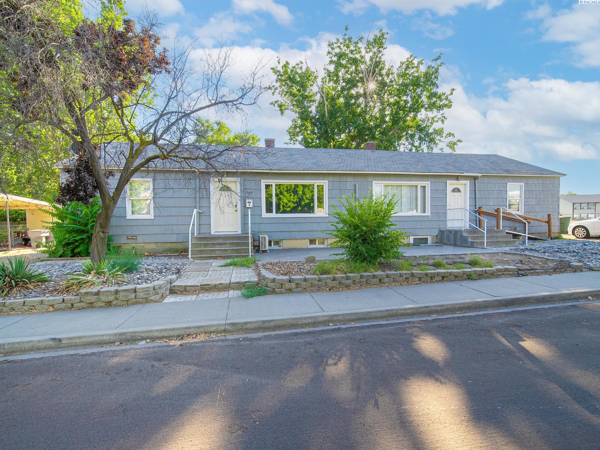 Kimball, Richland, Washington 99354, 7 Bedrooms Bedrooms, 0 ,3 BathroomsBathrooms,Multi-family,For Sale,Kimball,0,282075