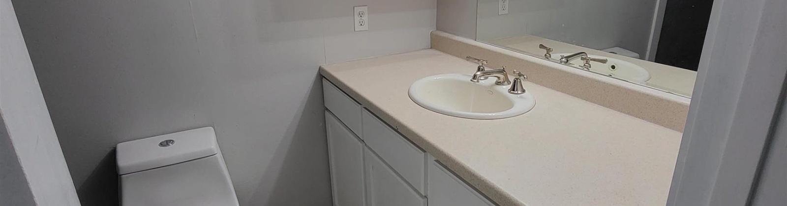 Kimball, Richland, Washington 99354, 7 Bedrooms Bedrooms, ,3 BathroomsBathrooms,Tri-plex,For Sale,Kimball,282075