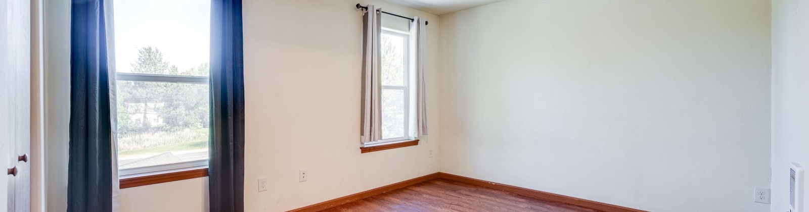 Illinois, Pullman, Washington 99163, 8 Bedrooms Bedrooms, ,6 BathroomsBathrooms,Duplex,For Sale,Illinois,282382