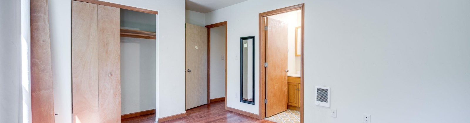Illinois, Pullman, Washington 99163, 8 Bedrooms Bedrooms, ,6 BathroomsBathrooms,Duplex,For Sale,Illinois,282382