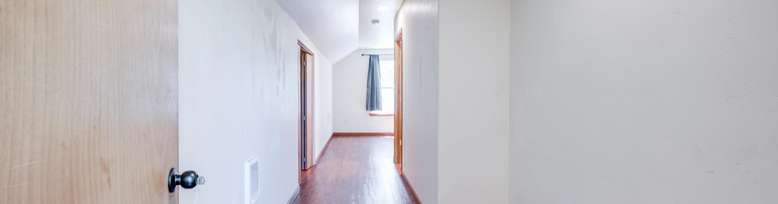 Illinois, Pullman, Washington 99163, 8 Bedrooms Bedrooms, ,6 BathroomsBathrooms,Duplex,For Sale,Illinois,282382