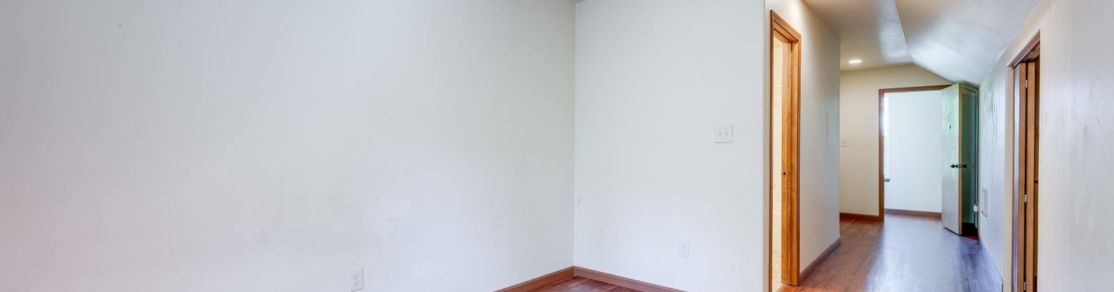Illinois, Pullman, Washington 99163, 8 Bedrooms Bedrooms, ,6 BathroomsBathrooms,Duplex,For Sale,Illinois,282382
