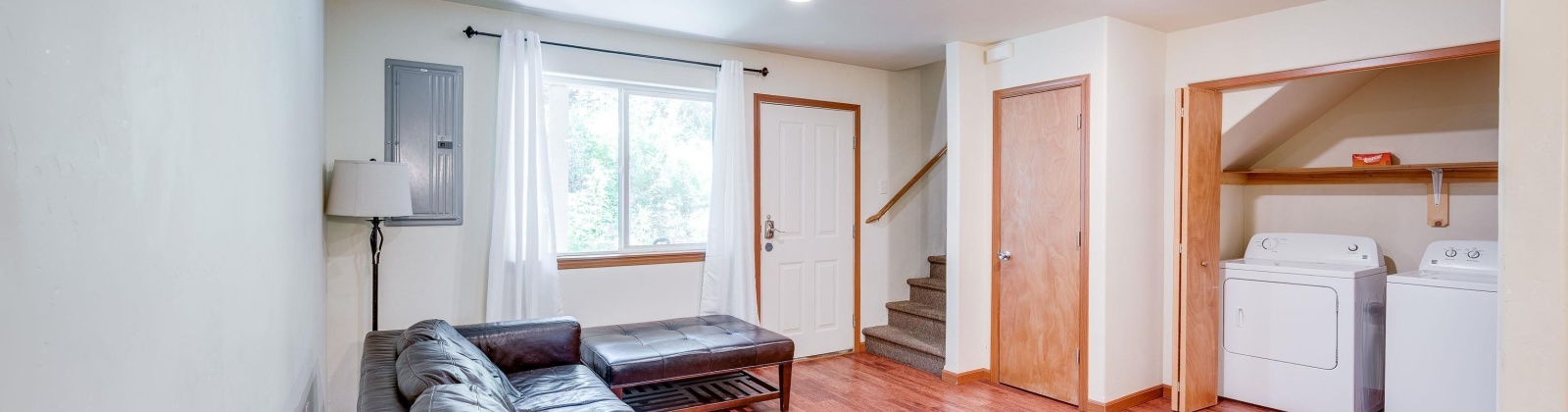 Illinois, Pullman, Washington 99163, 8 Bedrooms Bedrooms, ,6 BathroomsBathrooms,Duplex,For Sale,Illinois,282382