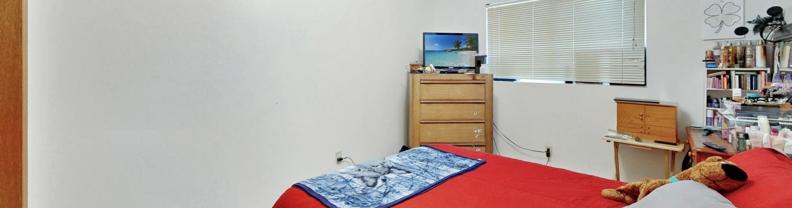 Wheatland, Pullman, Washington 99163, 8 Bedrooms Bedrooms, ,5 BathroomsBathrooms,Tri-plex,For Sale,Wheatland,282452