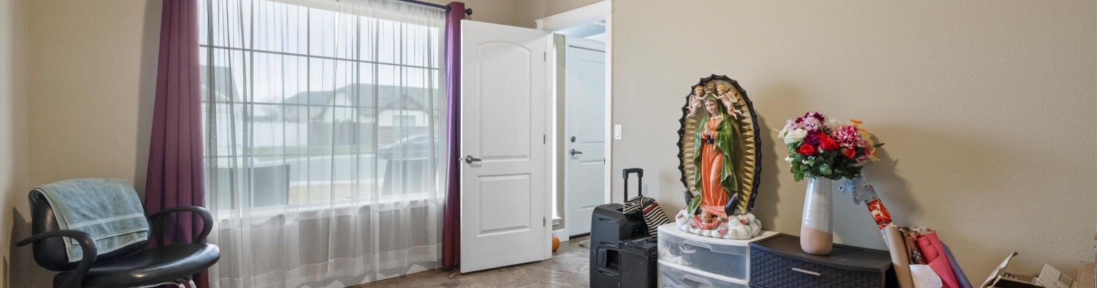 Stafford Drive, Pasco, Washington 99301, 6 Bedrooms Bedrooms, ,3 BathroomsBathrooms,Site Built-owned Lot,For Sale,Stafford Drive,281697