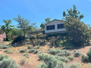 Demoss Rd, Benton City, Washington 99320, 3 Bedrooms Bedrooms, ,3 BathroomsBathrooms,Site Built-owned Lot,For Sale,Demoss Rd,281750