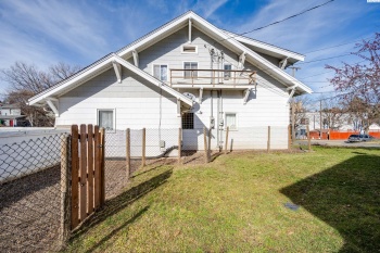 Mill St, Colfax, Washington 99163, 5 Bedrooms Bedrooms, ,5 BathroomsBathrooms,Tri-plex,For Sale,Mill St,282801