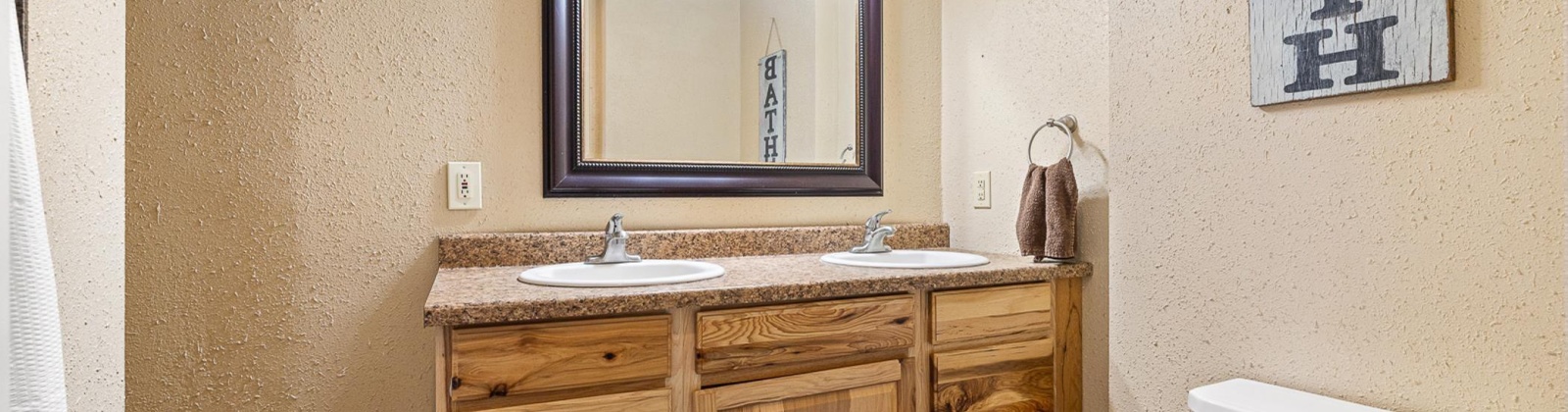 White Dr, Burbank, Washington 99323, 4 Bedrooms Bedrooms, ,2 BathroomsBathrooms,Site Built-owned Lot,For Sale,White Dr,281783