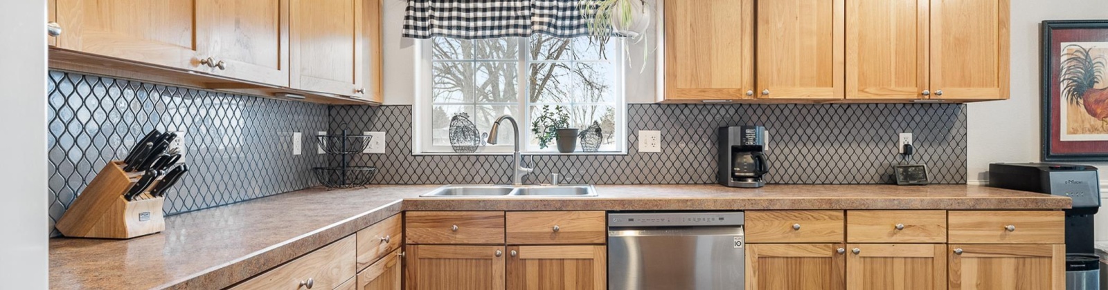 White Dr, Burbank, Washington 99323, 4 Bedrooms Bedrooms, ,2 BathroomsBathrooms,Site Built-owned Lot,For Sale,White Dr,281783