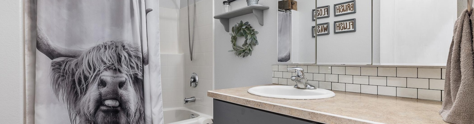 White Dr, Burbank, Washington 99323, 4 Bedrooms Bedrooms, ,2 BathroomsBathrooms,Site Built-owned Lot,For Sale,White Dr,281783
