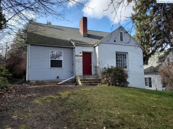 Monroe Street, Pullman, Washington 99163, 5 Bedrooms Bedrooms, ,4 BathroomsBathrooms,Duplex,For Sale,Monroe Street,283847