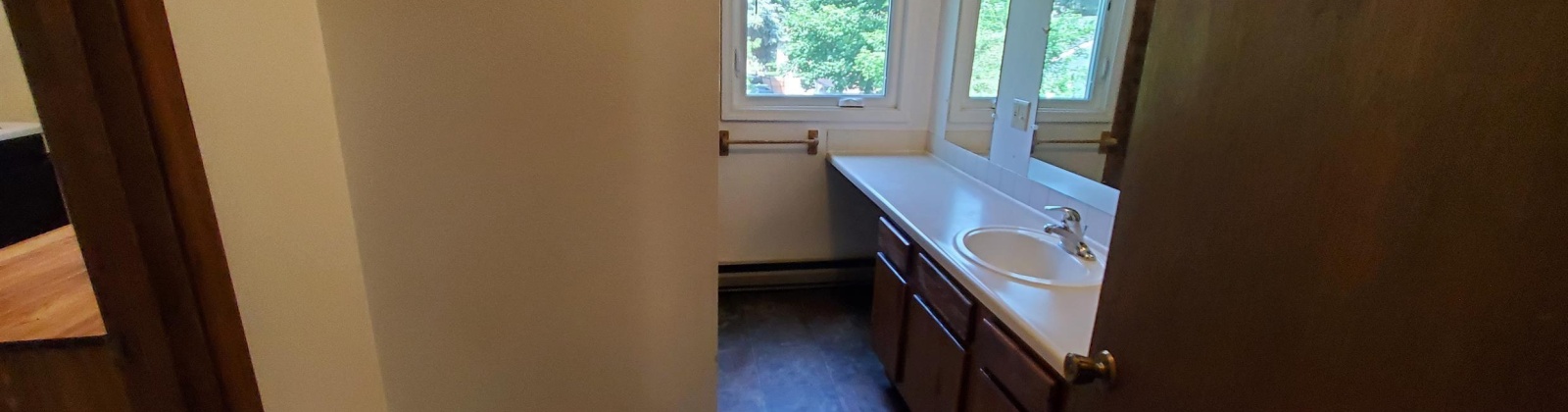 Monroe Street, Pullman, Washington 99163, 5 Bedrooms Bedrooms, ,4 BathroomsBathrooms,Duplex,For Sale,Monroe Street,283847