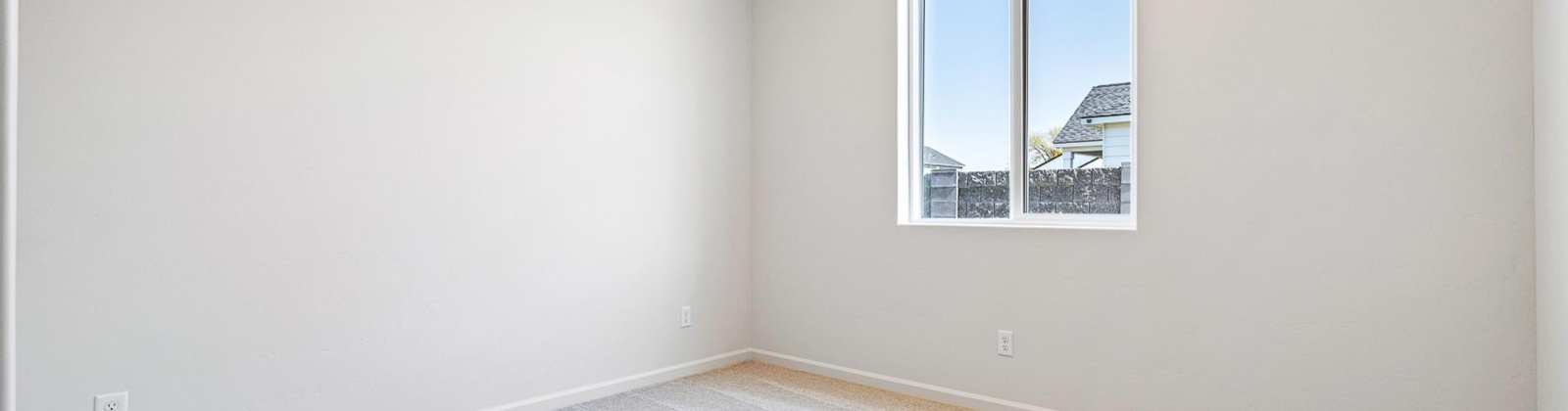 Amberly Ave, Grandview, Washington 98930, 3 Bedrooms Bedrooms, ,2 BathroomsBathrooms,Site Built-owned Lot,For Sale,Amberly Ave,281848