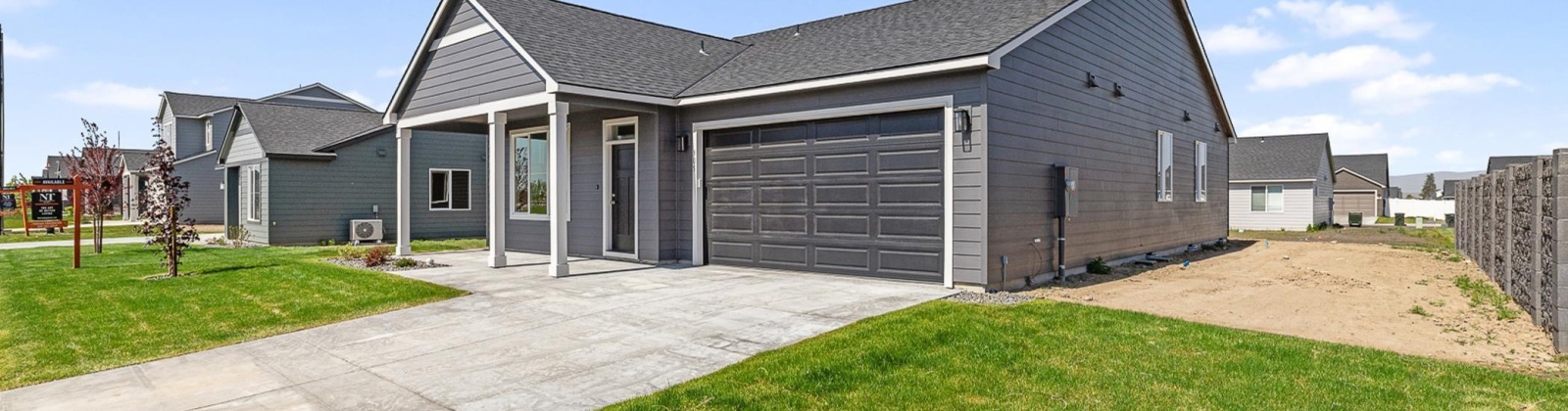 Amberly Ave, Grandview, Washington 98930, 3 Bedrooms Bedrooms, ,2 BathroomsBathrooms,Site Built-owned Lot,For Sale,Amberly Ave,281848