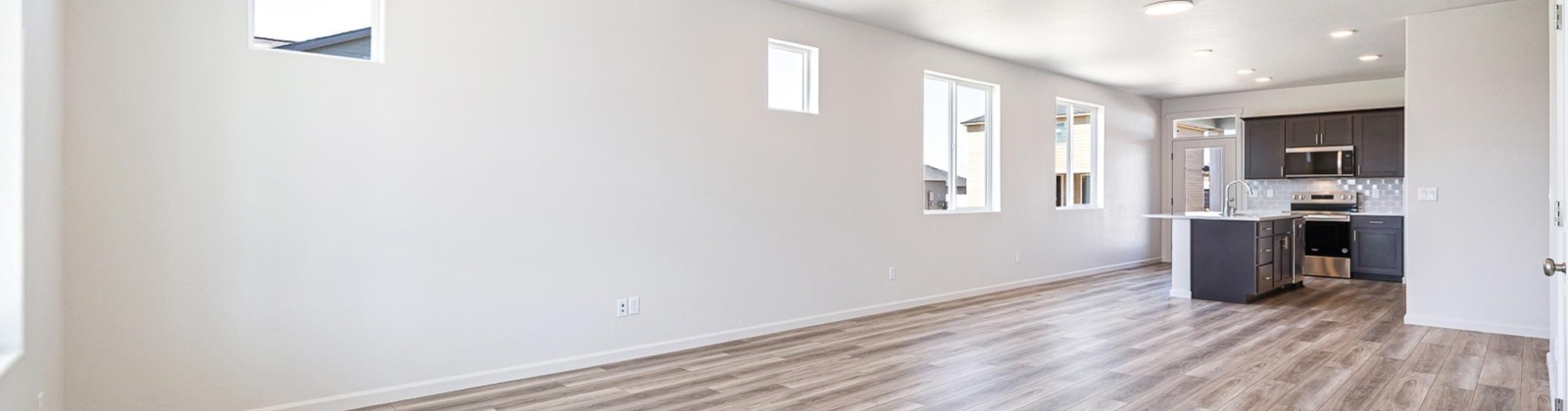 Amberly Ave, Grandview, Washington 98930, 3 Bedrooms Bedrooms, ,2 BathroomsBathrooms,Site Built-owned Lot,For Sale,Amberly Ave,281848