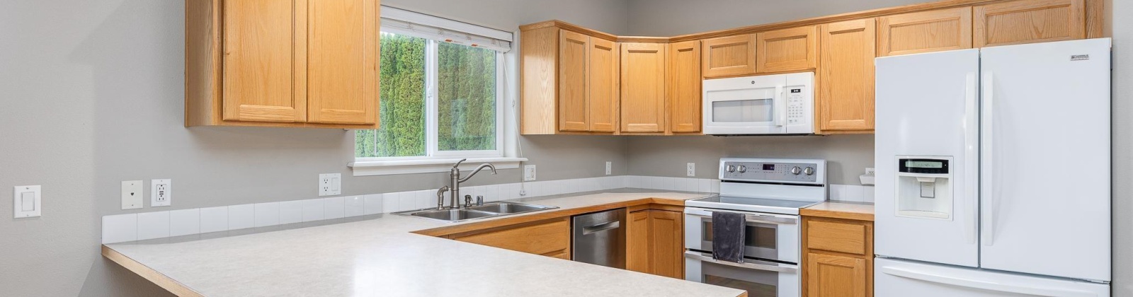 Balflour Drive, Pasco, Washington 99301, 6 Bedrooms Bedrooms, ,4 BathroomsBathrooms,For Sale,Balflour Drive,281878