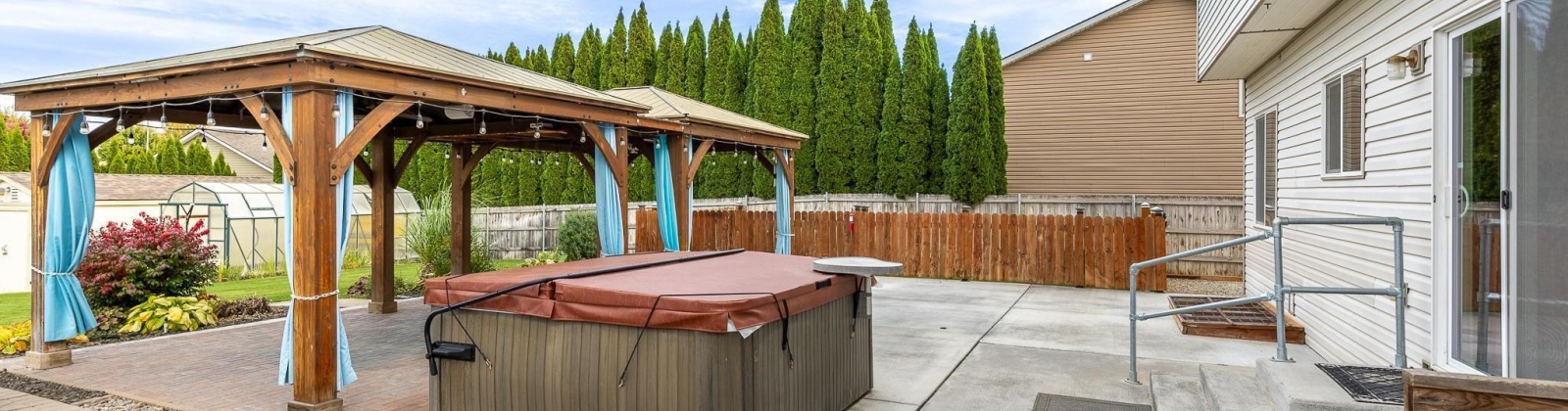 Balflour Drive, Pasco, Washington 99301, 6 Bedrooms Bedrooms, ,4 BathroomsBathrooms,For Sale,Balflour Drive,281878