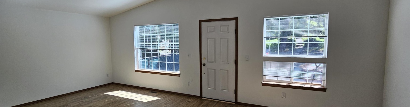Indiana Street, Pullman, Washington 99163, 8 Bedrooms Bedrooms, ,4 BathroomsBathrooms,Duplex,For Sale,Indiana Street,283826