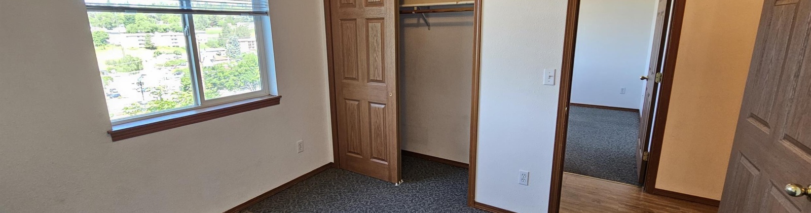 Indiana Street, Pullman, Washington 99163, 8 Bedrooms Bedrooms, ,4 BathroomsBathrooms,Duplex,For Sale,Indiana Street,283826