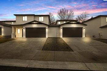 Underwood Pl, Kennewick, Washington 99337, 7 Bedrooms Bedrooms, ,6 BathroomsBathrooms,Duplex,For Sale,Underwood Pl,283797