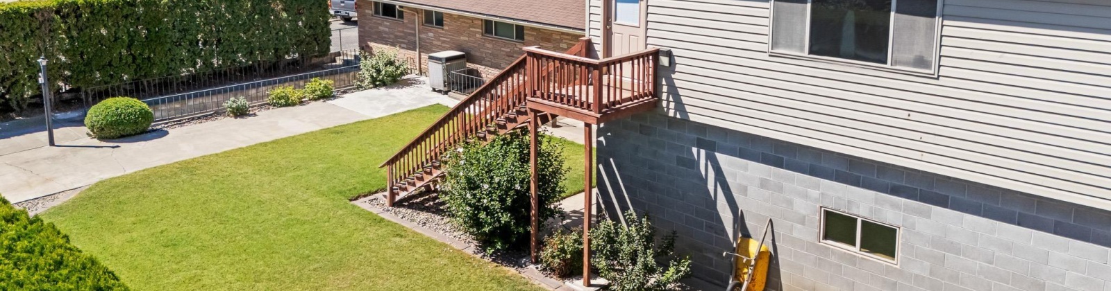 Ave B, Grandview, Washington 98930, 5 Bedrooms Bedrooms, 0 ,2 BathroomsBathrooms,Houses,For Sale,Ave B,0,281921