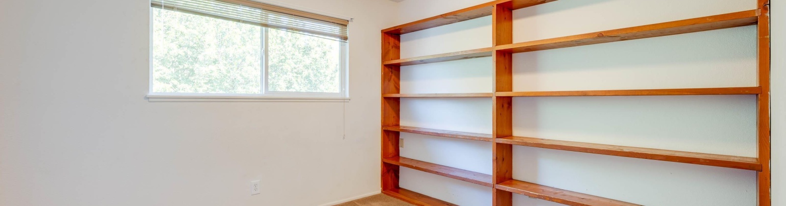 North Street, Pullman, Washington 99163, 6 Bedrooms Bedrooms, ,3 BathroomsBathrooms,Multi-family,For Sale,North Street,283702