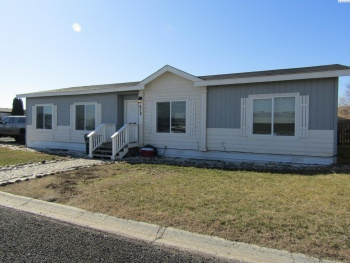 Game Farm Rd Spc #212, Kennewick, Washington 99337, 4 Bedrooms Bedrooms, ,2 BathroomsBathrooms,Manufactured Rented Lot,For Sale,Game Farm Rd Spc #212,281948
