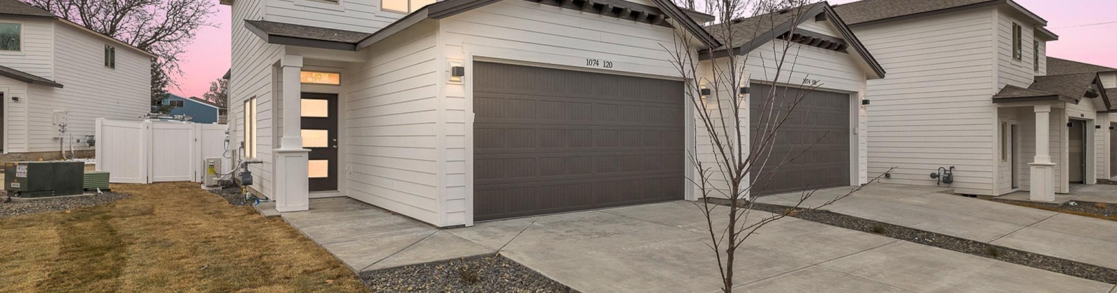 Underwood Pl, Kennewick, Washington 99337, 5 Bedrooms Bedrooms, ,6 BathroomsBathrooms,Duplex,For Sale,Underwood Pl,283757