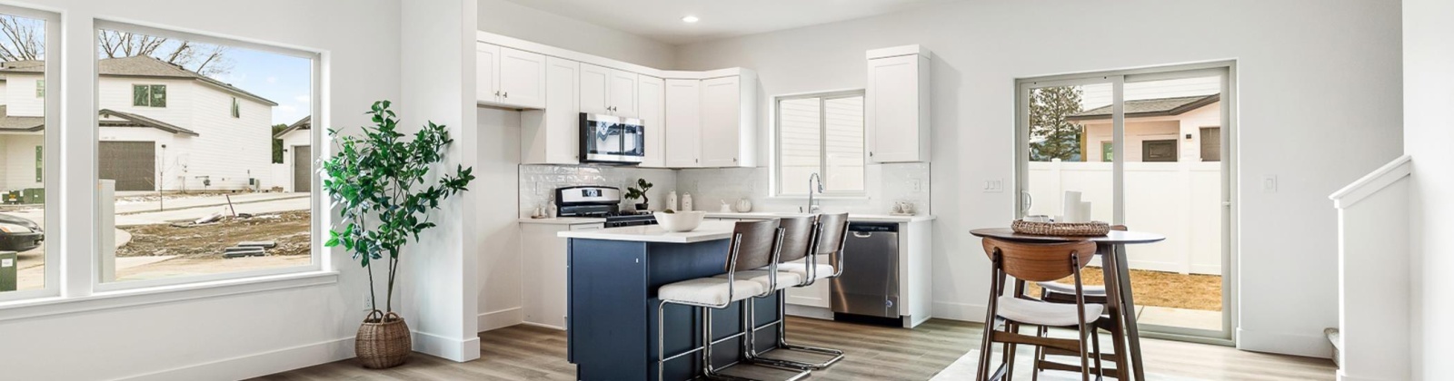 Underwood Pl, Kennewick, Washington 99337, 5 Bedrooms Bedrooms, ,6 BathroomsBathrooms,Duplex,For Sale,Underwood Pl,283757