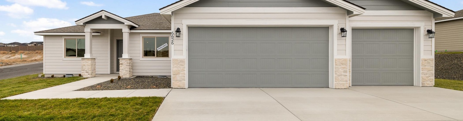 30th Pl, Kennewick, Washington 99338, 4 Bedrooms Bedrooms, ,2 BathroomsBathrooms,Site Built-owned Lot,For Sale,30th Pl,281987