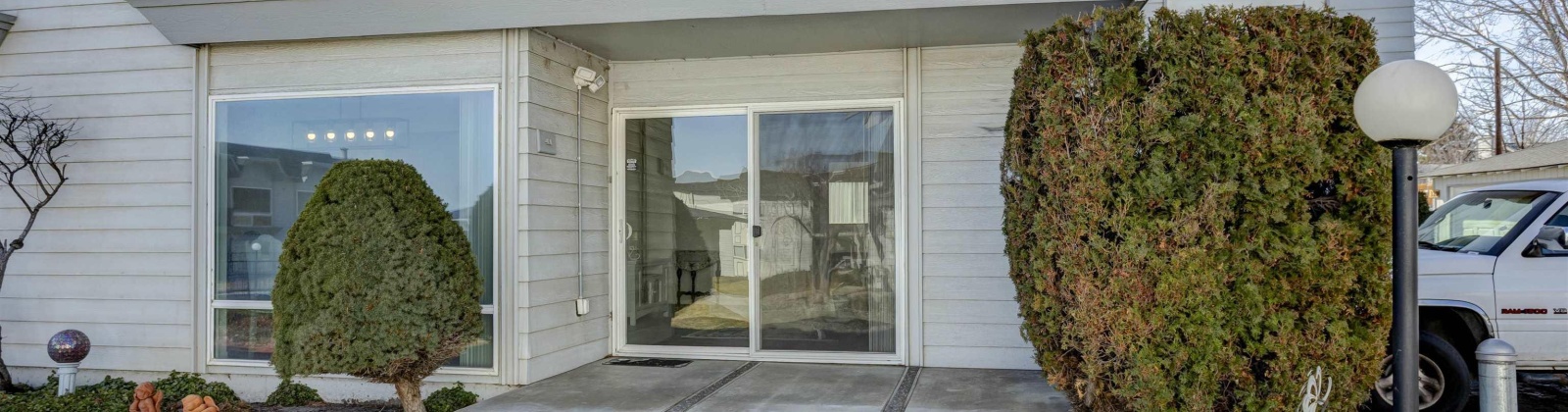 Canal Drive 4-A, Kennewick, Washington 99336, 2 Bedrooms Bedrooms, ,2 BathroomsBathrooms,Condos/townhomes,For Sale,Canal Drive 4-A,281996