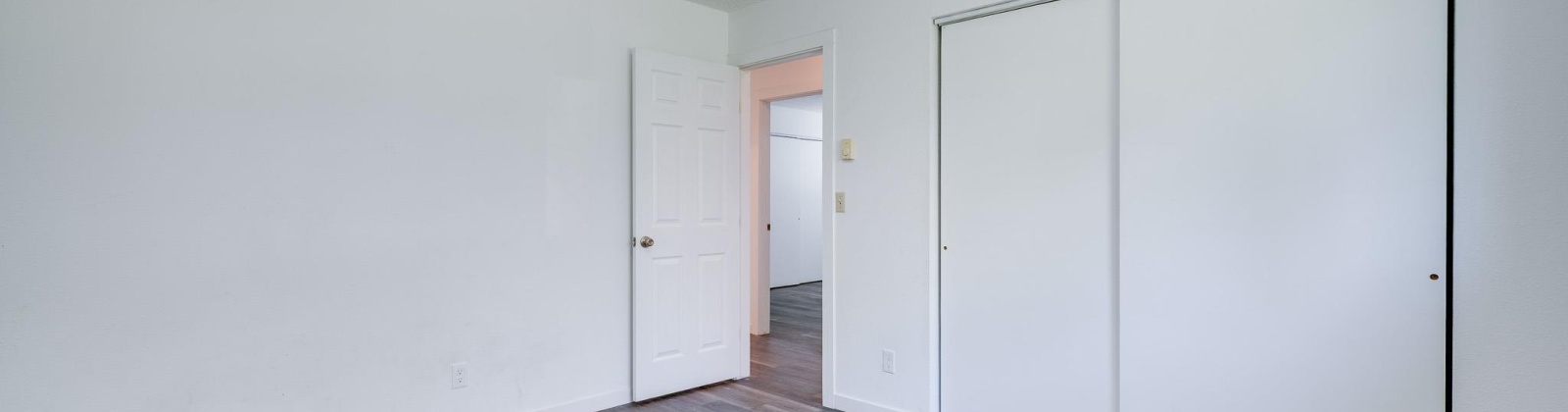 State St, Pullman, Washington 99163-2124, 6 Bedrooms Bedrooms, ,2 BathroomsBathrooms,Duplex,For Sale,State St,283753