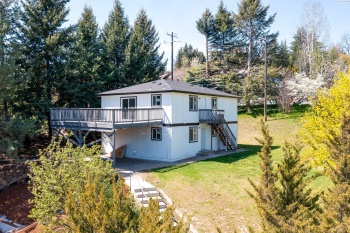 State St, Pullman, Washington 99163-2124, 6 Bedrooms Bedrooms, ,2 BathroomsBathrooms,Duplex,For Sale,State St,283753